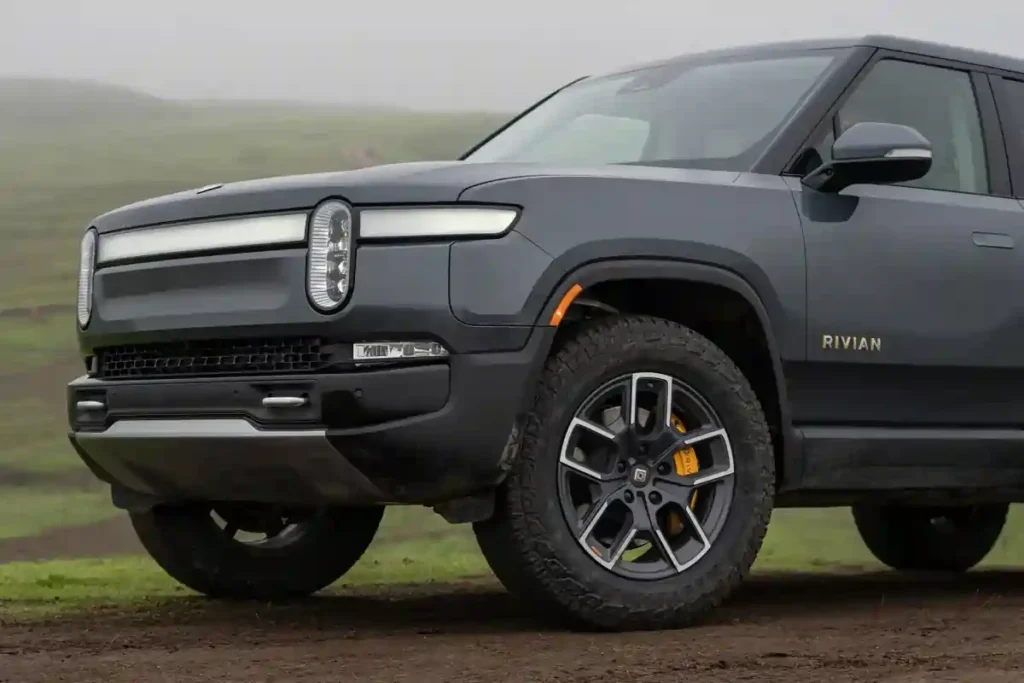 Rivian R1S